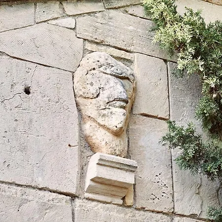 Гостевой дом Nikolaou Art Aegina